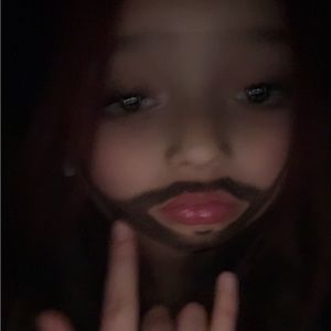 Meet your Posher, Laila